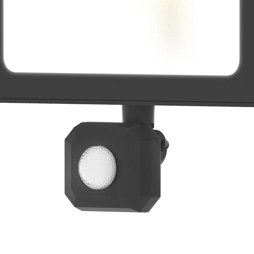 4LITE ADVANTAGE OUTDOOR LED FLOODLIGHT WITH PIR SENSOR BLACK 50W 4250LM - MonkeyTools