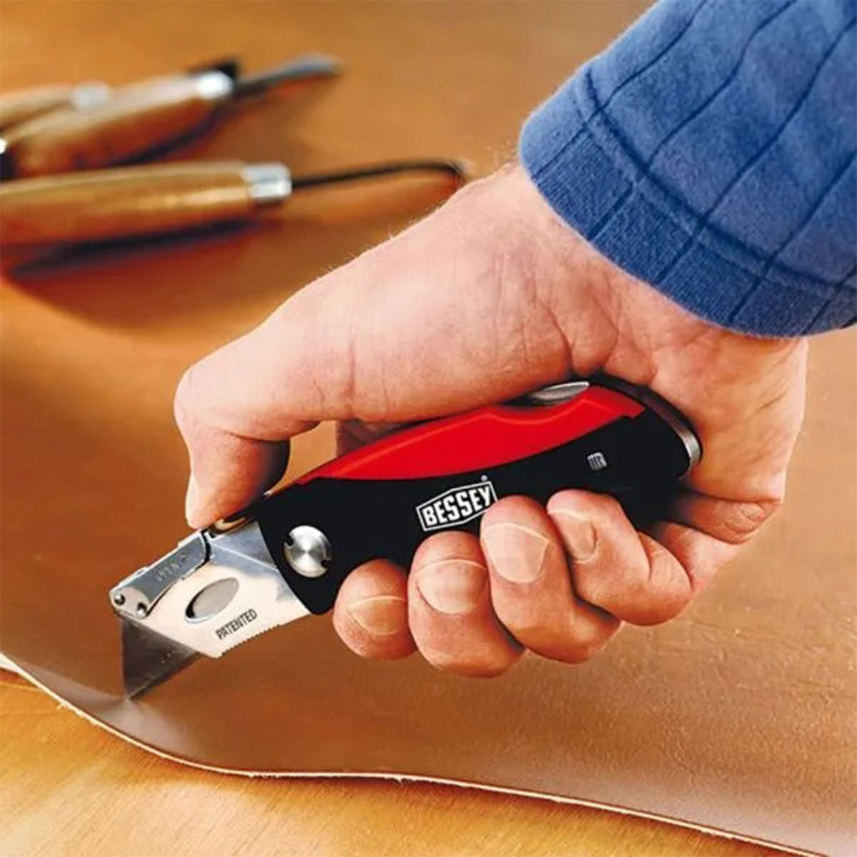 Bessey EZ360-60 One Handed Clamp & DBKPH-EU Folding Utility Knife Set EZ360SET-A - MonkeyTools