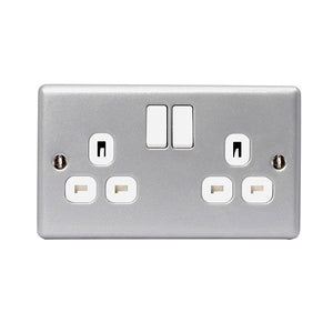 BRITISH GENERAL 13A 2-GANG DP SWITCHED METAL CLAD POWER SOCKET WITH WHITE INSERTS - MonkeyTools