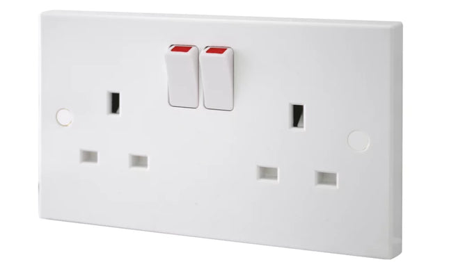 BRITISH GENERAL 900 SERIES 13A 2-GANG SP SWITCHED PLUG SOCKET WHITE 5 PACK - MonkeyTools