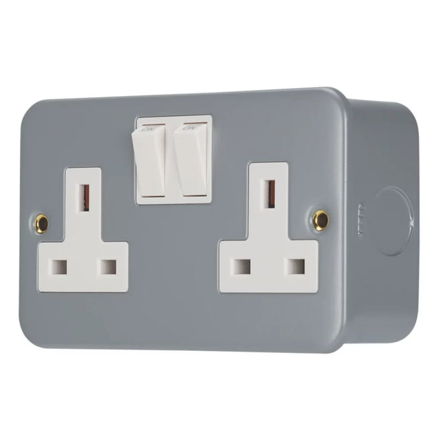 CONTACTUM 13A 2-GANG DP SWITCHED METAL CLAD SOCKET WITH WHITE INSERTS - MonkeyTools