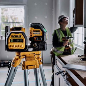 Dewalt DCE088D1G18 12/18V XR Self-Levelling Cross Line Green Beam Laser With 2.0Ah Battery - MonkeyTools