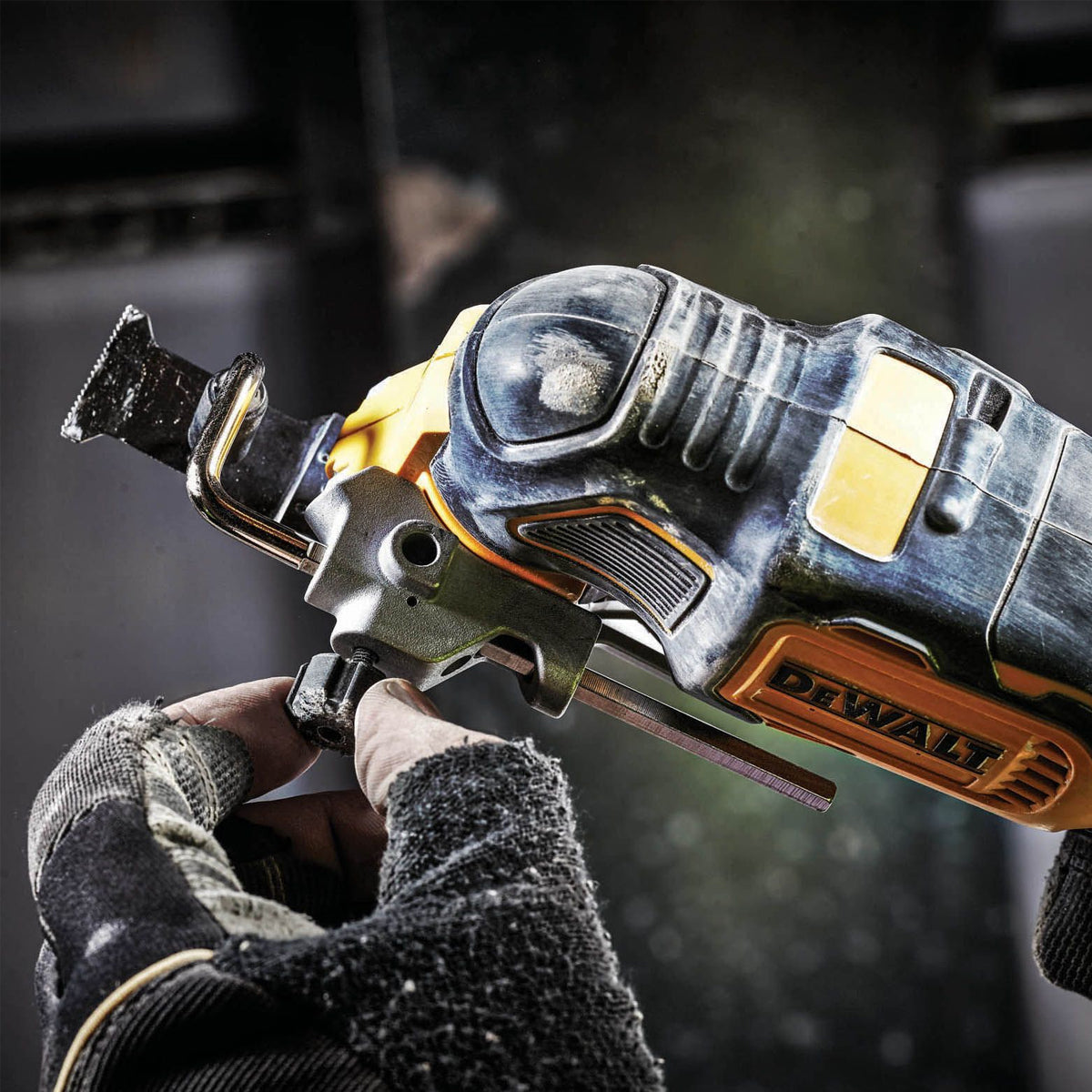 Dewalt DCS355N 18V Li-ion Cordless Brushless Oscillating Multi-Tool Body Only - MonkeyTools