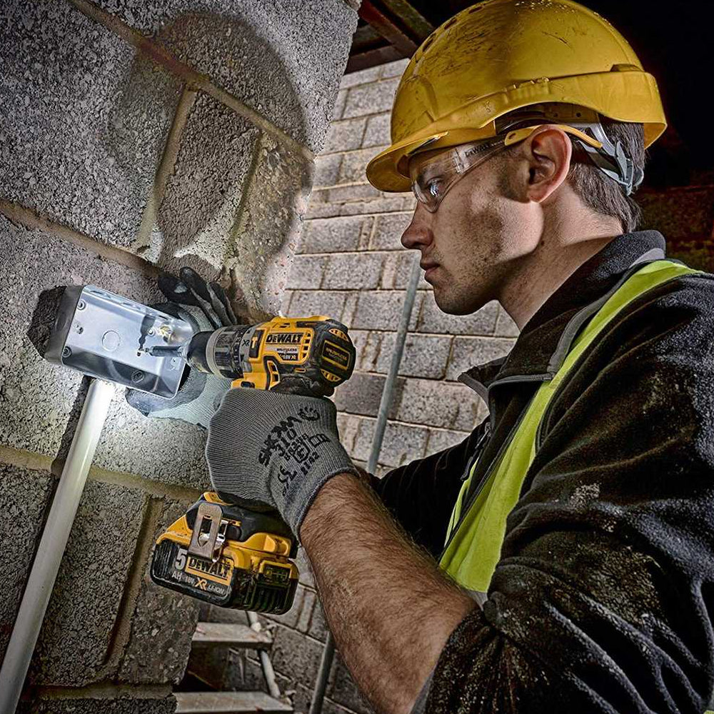 Dewalt 18V Brushless Twin Pack Impact Driver + Combi Drill with 2 x 5.0Ah Battery MTKIT-16179 - MonkeyTools