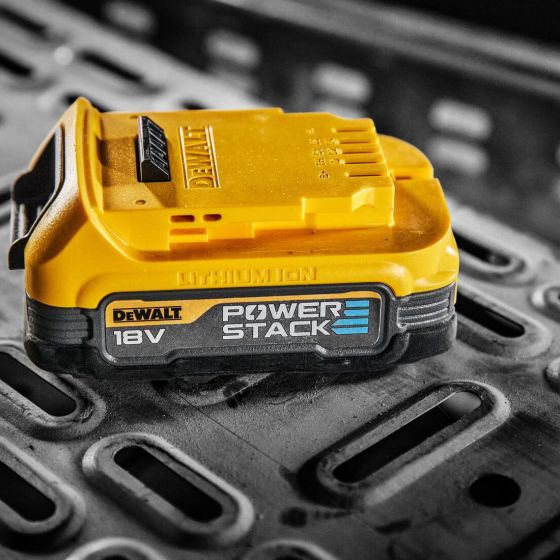 Dewalt DCBP034 18V 1.7Ah Li-ion XR Compact Powerstack Battery - MonkeyTools