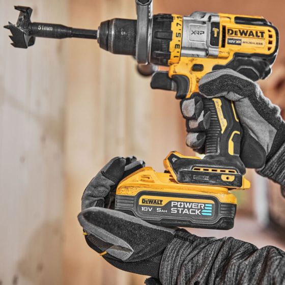 Dewalt DCD999H2T XR Brushless Combi Drill with 2x 5.0Ah Batteries & Charger 18V - MonkeyTools
