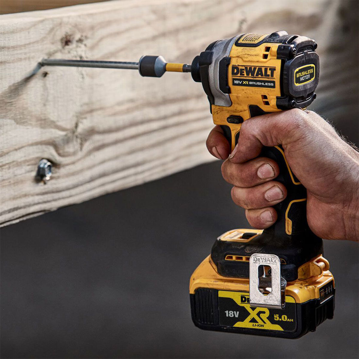 Dewalt DCF850NT 18V XR Brushless Impact Driver with 1 x 5.0Ah Battery Charger & Case - MonkeyTools