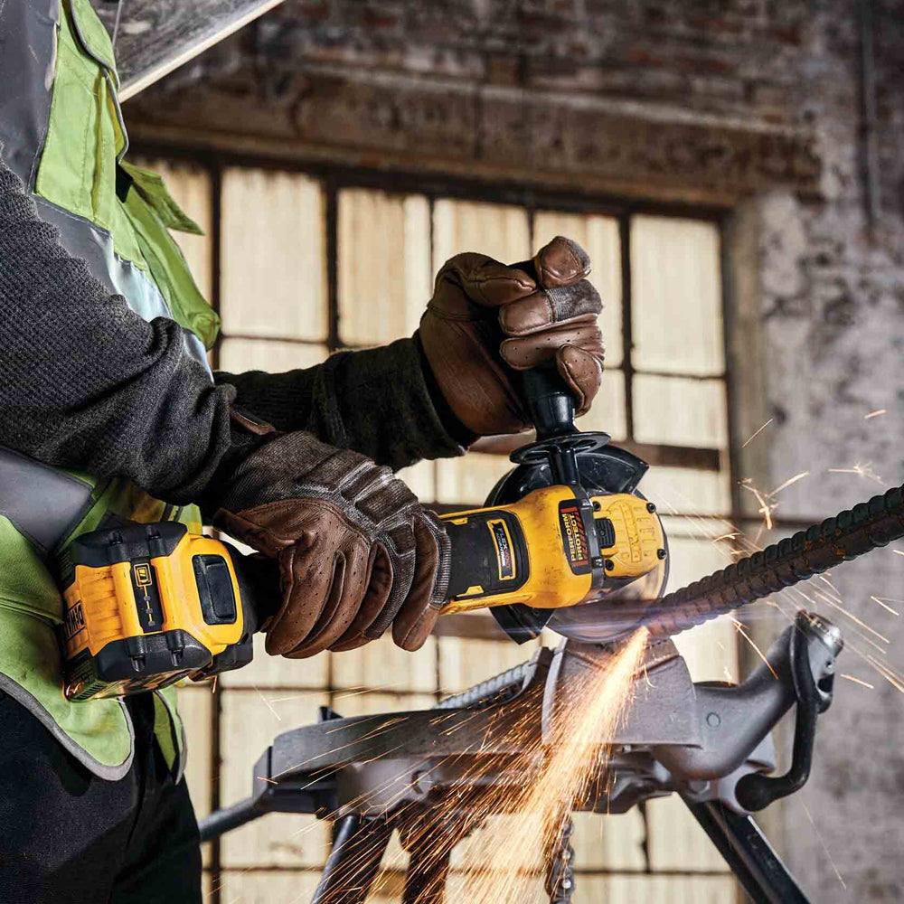 DeWalt DCG409T1 18V XR FlexVolt 125mm Brushless Grinder Kit with 6.0Ah Battery & Charger in Case - MonkeyTools