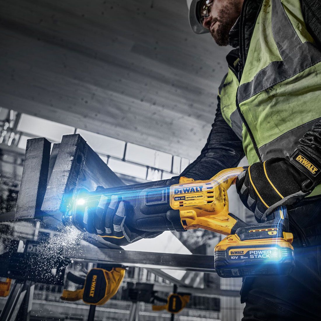 DeWalt DCS386H2T 18V XR Brushless Reciprocating Saw with 2 x 5.0Ah Powerstack Battery, Charger & Case - MonkeyTools