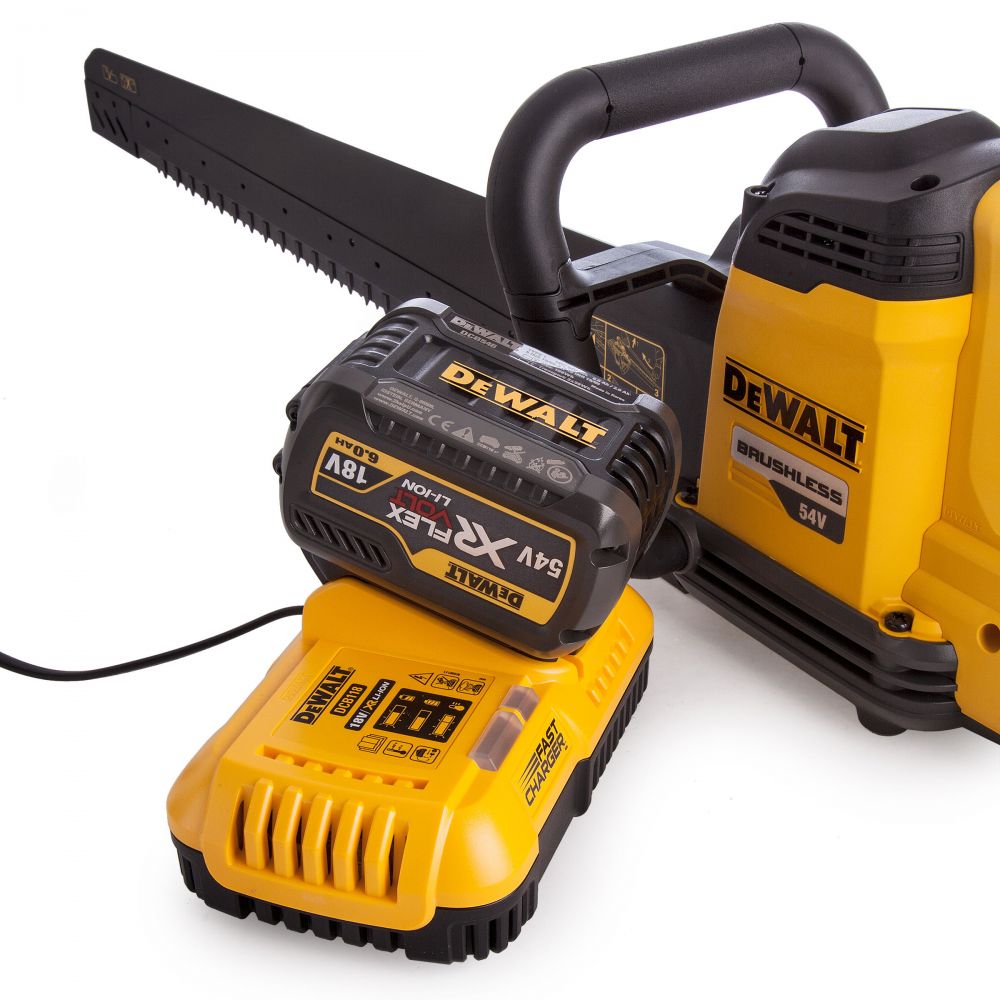 Dewalt DCS397T2 54V XR Flexvolt Brushless Alligator Saw With 2 x 6.0Ah Batteries & Charger - MonkeyTools
