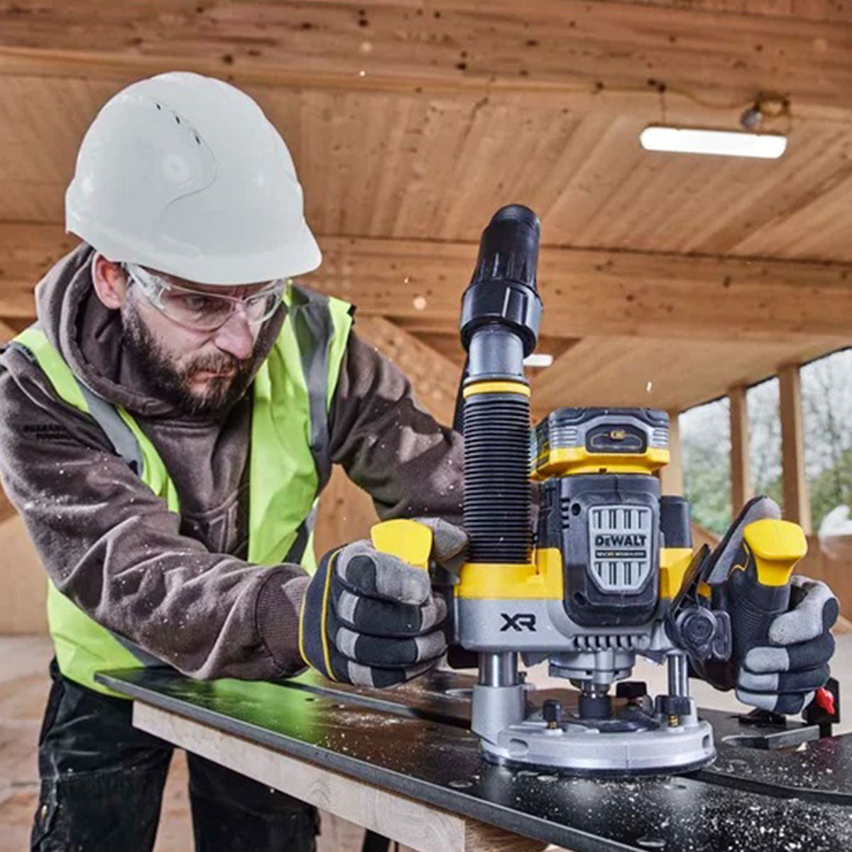 Dewalt DCW620H2-GB 18V XR Brushless 1/2" Plunge Router with 2 x 5.0Ah Powerstack Battery Charger & TSTAK Case - MonkeyTools