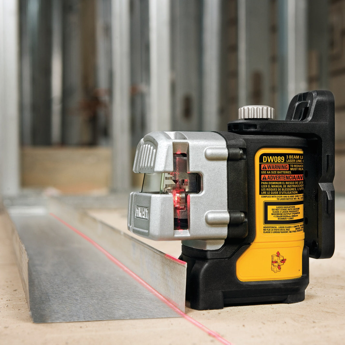 Dewalt DW089K 3 Way Self-Levelling Multi Line Laser - MonkeyTools