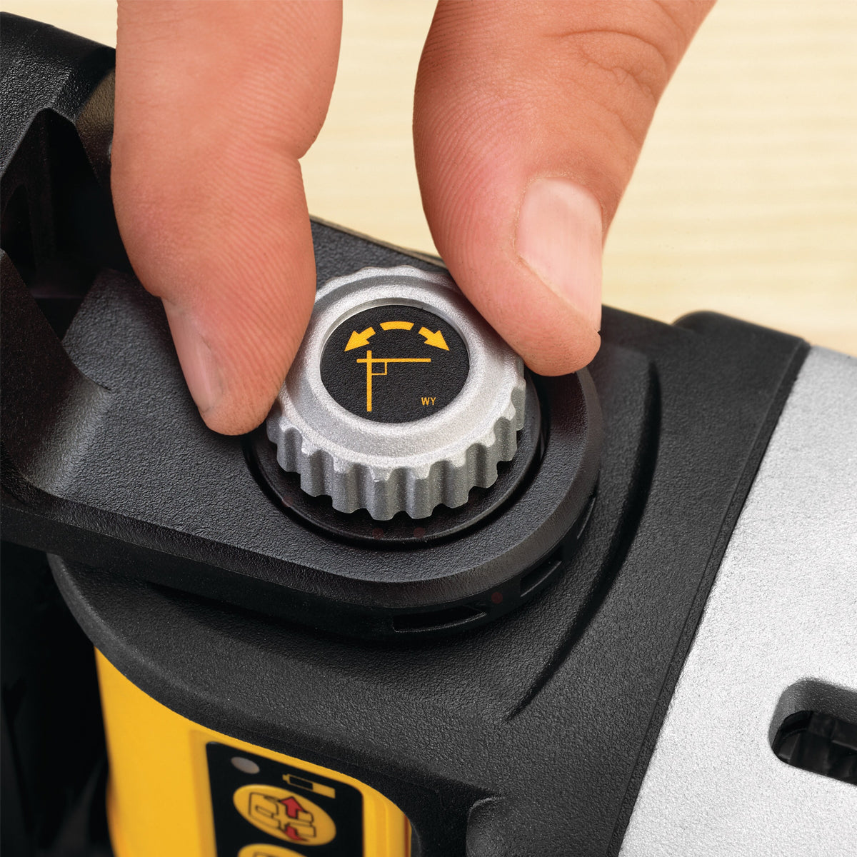 Dewalt DW089K 3 Way Self-Levelling Multi Line Laser - MonkeyTools