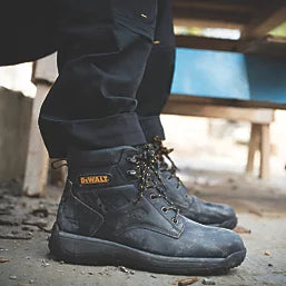 DEWALT BOLSTER SAFETY BOOTS BLACK SIZE 10 - MonkeyTools