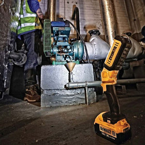 DeWalt DCL050 18v XR Li-ion Handheld Torch LED Work Flood Light Bare Unit 1000L - MonkeyTools