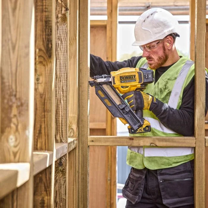 DeWalt DCN930N-XJ 18v XR Brushless First Fix 90mm Framing Nailer Body Only - MonkeyTools