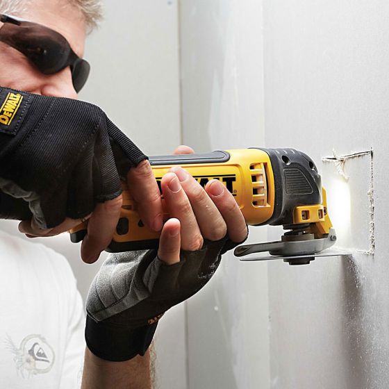 DEWALT DCS355NXL 18V XR BRUSHLESS OSCILLATING MULTI-TOOL BODY ONLY INC ACCESSORY SET - MonkeyTools