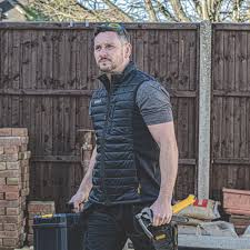 DEWALT FORCE GILET BLACK LARGE 42-44" CHEST - MonkeyTools