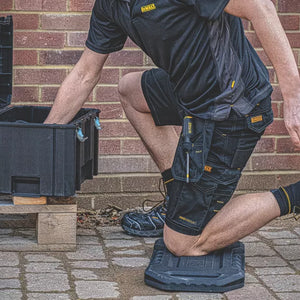 DEWALT MULTI-USE KNEE PROTECTION NON-SAFETY KNEELING MAT BLACK - MonkeyTools