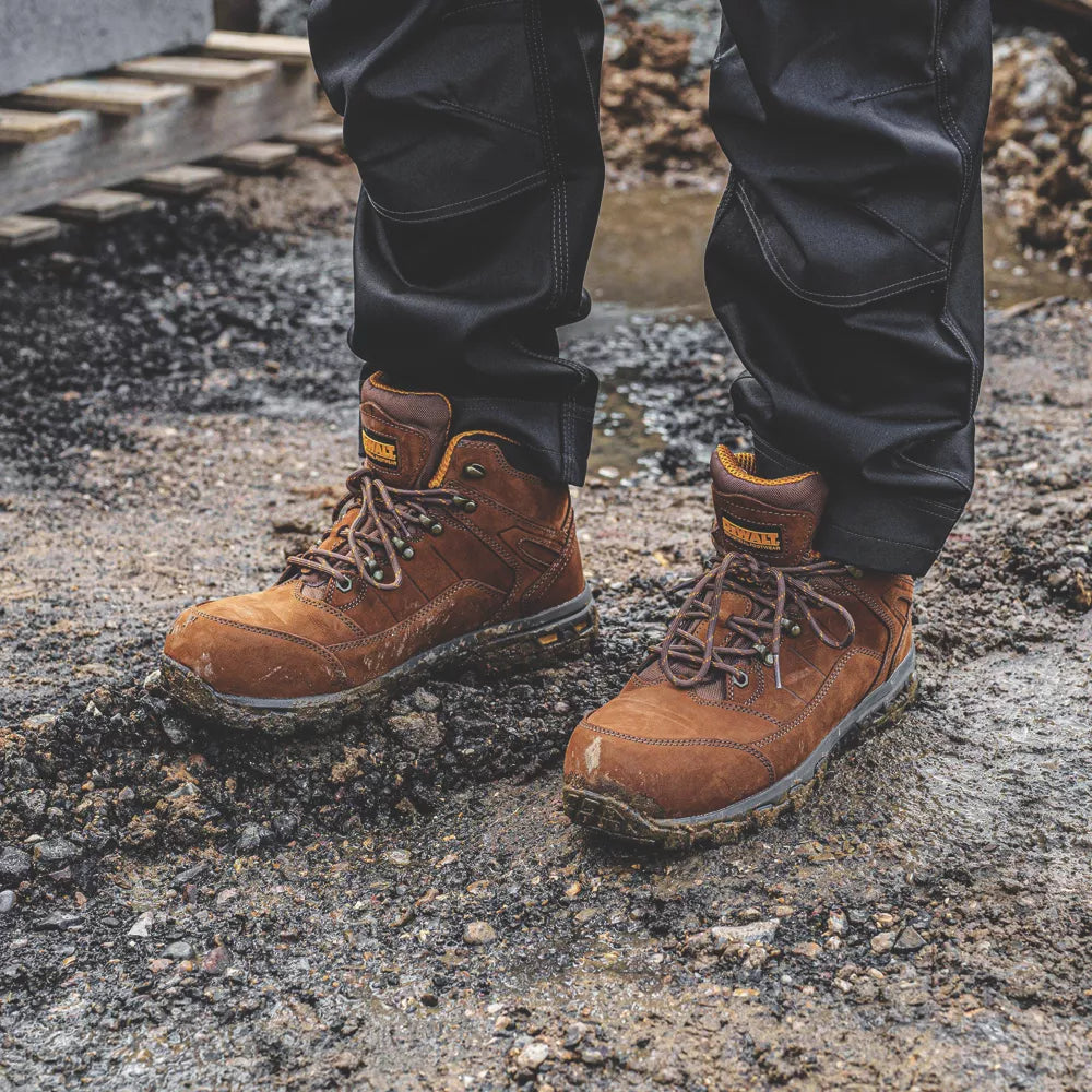 DEWALT PRO-LITE COMFORT SAFETY BOOTS BROWN SIZE 10 - MonkeyTools
