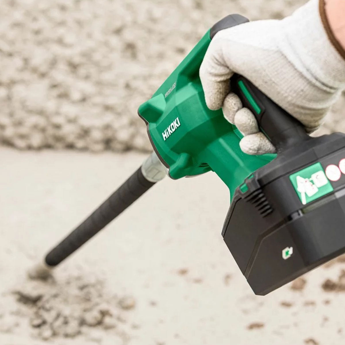 HiKOKI UV3628DAJYZ 36V Brushless 28mm Concrete Vibrator with 1 x 4.0Ah Battery & Charger - MonkeyTools