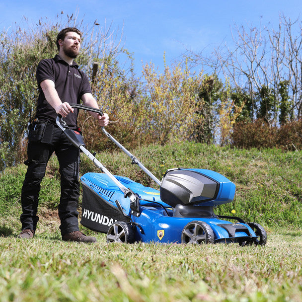 Hyundai HYM40LI420P 40V Brushless 42cm Lawn mower with Battery and Charger - MonkeyTools