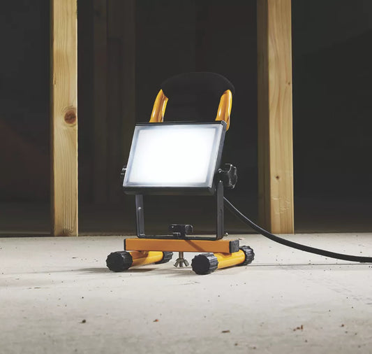 LAP LED MAINS-POWERED WORK LIGHT 10W 1000LM 220-240V - MonkeyTools