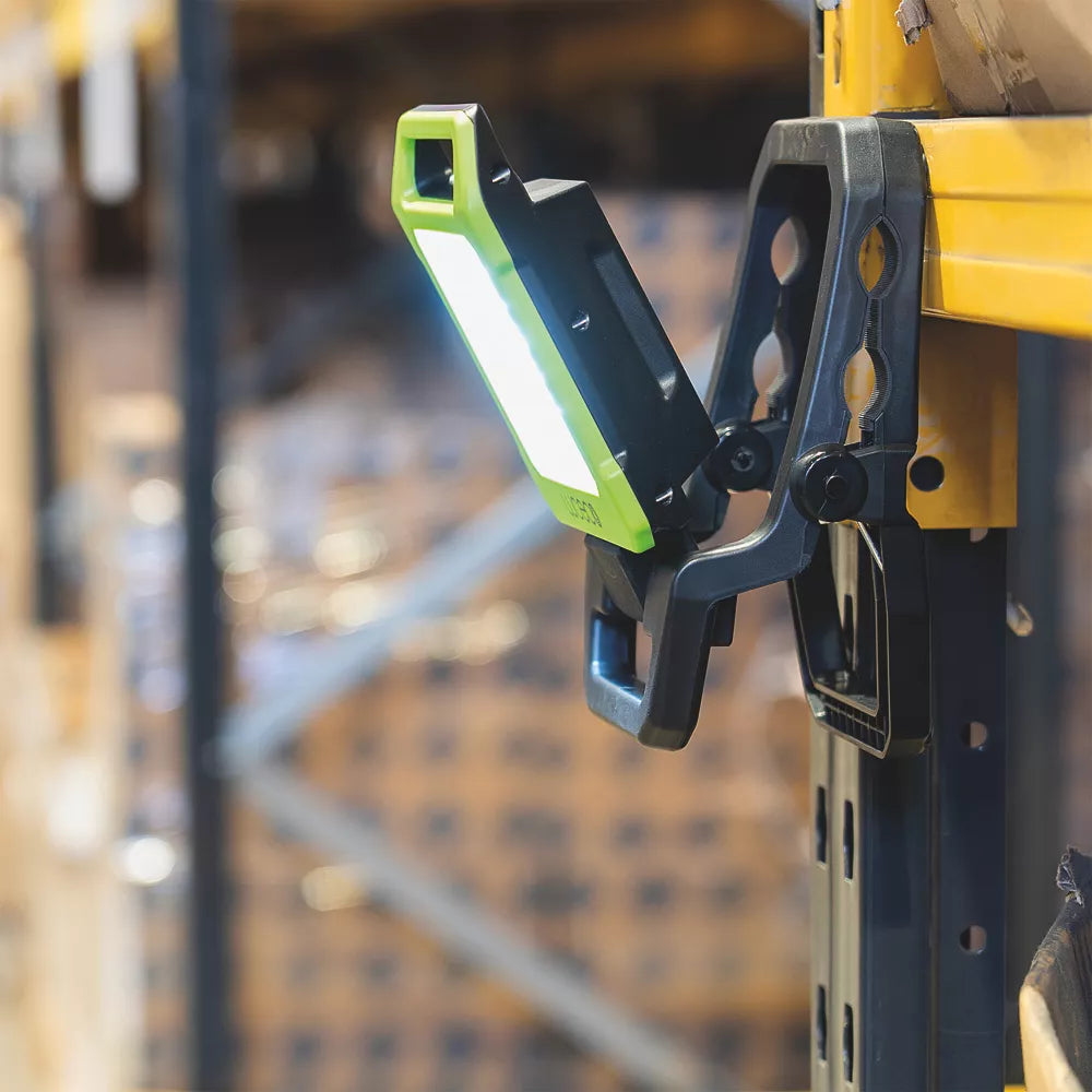 LUCECO RECHARGEABLE LED CLAMP WORK LIGHT W/ POWER-BANK 1000LM - MonkeyTools