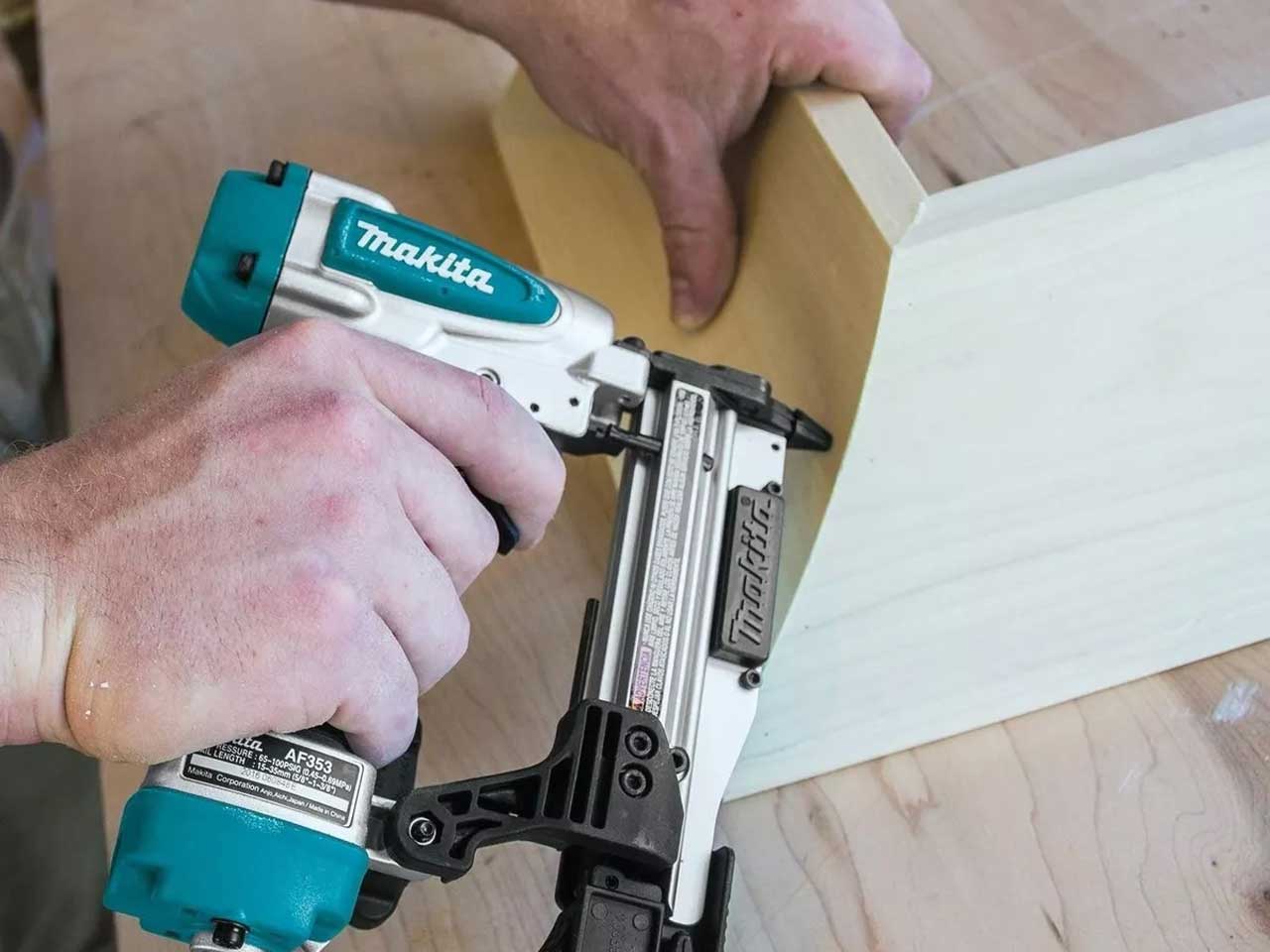 Makita AF353 First Fix 23Ga Pin Nailer Body Only - MonkeyTools