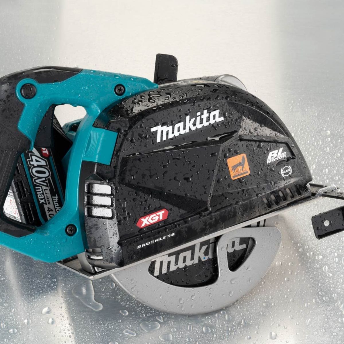 Makita CS002GZ01 40V Max XGT 185mm Brushless Metal Cutter Saw With Type 4 Case - MonkeyTools