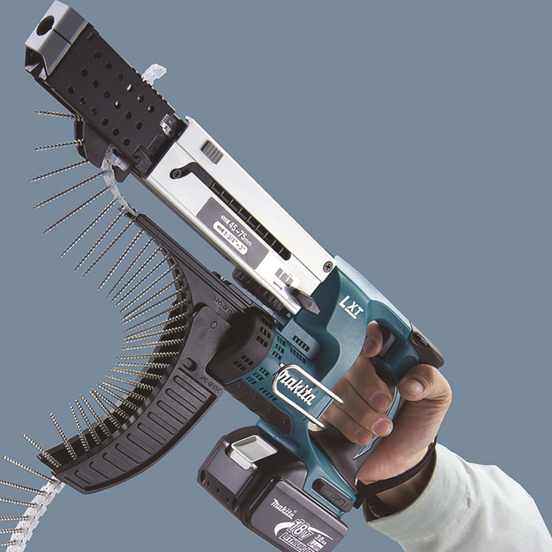 Makita DFR750RTE 18V 45 – 75 mm Auto-Feed Screwdriver With 2 x 5.0Ah Batteries Charger & Case - MonkeyTools