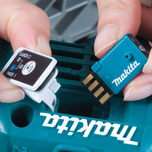 Makita DSP601ZJU 36V Brushless AWS Plunge Saw with 2 x 5.0Ah Battery & Charger + Accessories - MonkeyTools