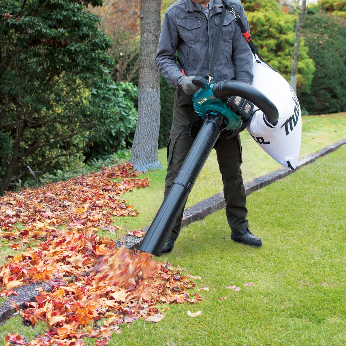 Makita DUB363PG2V 36V Brushless Leaf Blower with 2 x 6.0Ah Batteries & Charger - MonkeyTools