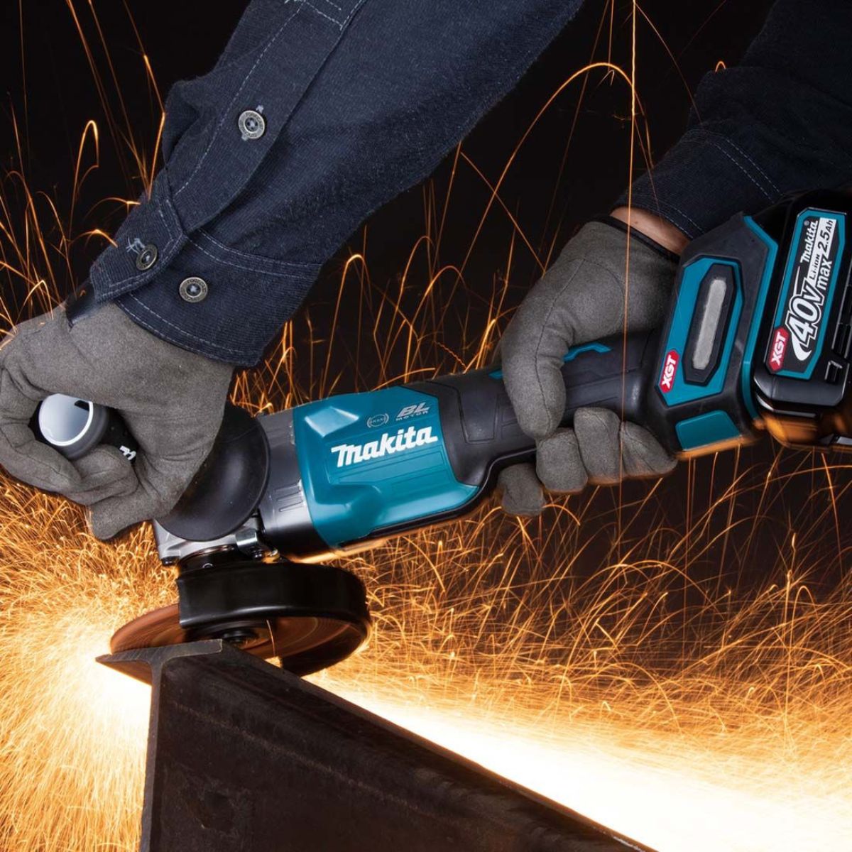 Makita GA013GZ01 40v XGT Max 125mm Brushless Angle Grinder Body Only With Carry Case - MonkeyTools