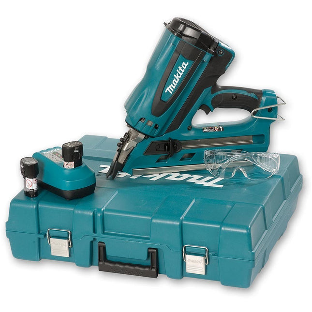 Makita GN900SE 7.2V Cordless First Fix Gas Nailer With 2 x 7.2V Batteries Charger In Case - MonkeyTools