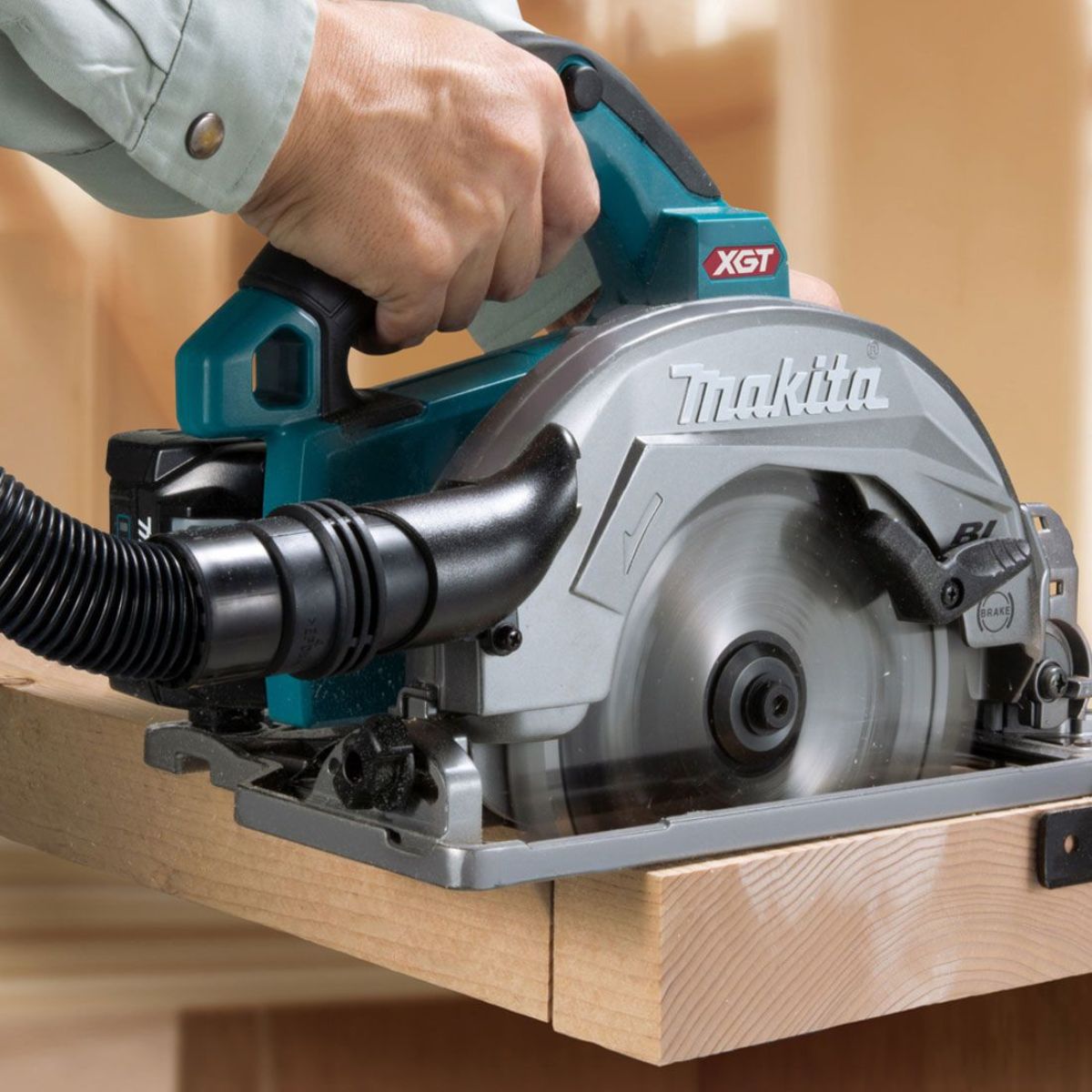 Makita HS004GZ02 40V Max XGT Brushless 190mm Circular Saw Body Only with Case - MonkeyTools