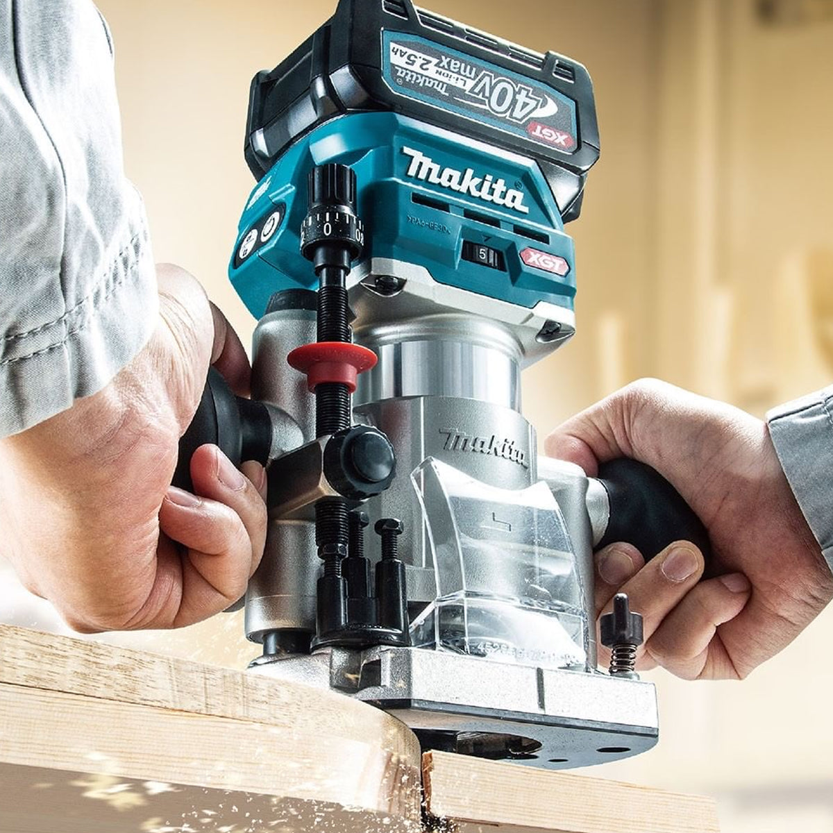 Makita RT001GZ16 40Vmax XGT Brushless Router Trimmer With Type 4 Case - MonkeyTools