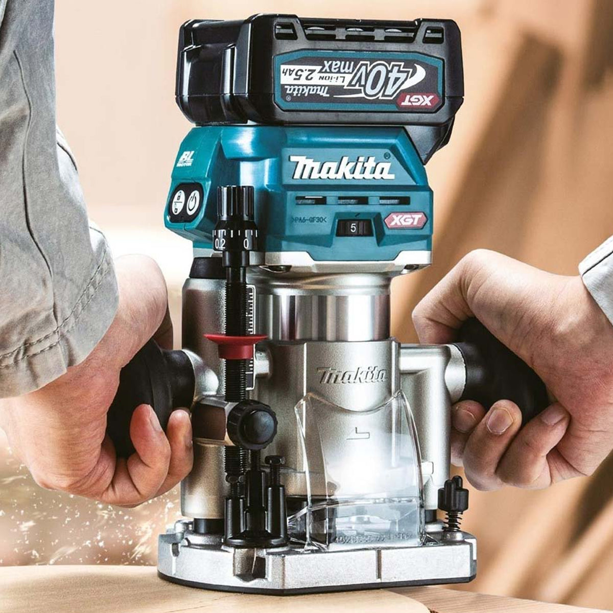 Makita RT001GZ16 40Vmax XGT Brushless Router Trimmer With Type 4 Case - MonkeyTools