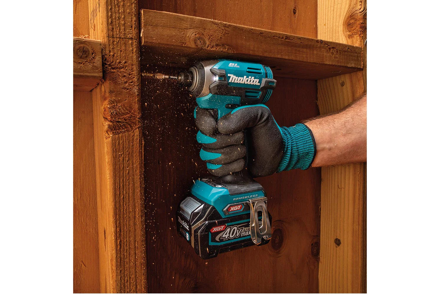 Makita TD003GZ 40V Brushless Impact Driver With 1 x 2.5Ah Battery & Charger - MonkeyTools