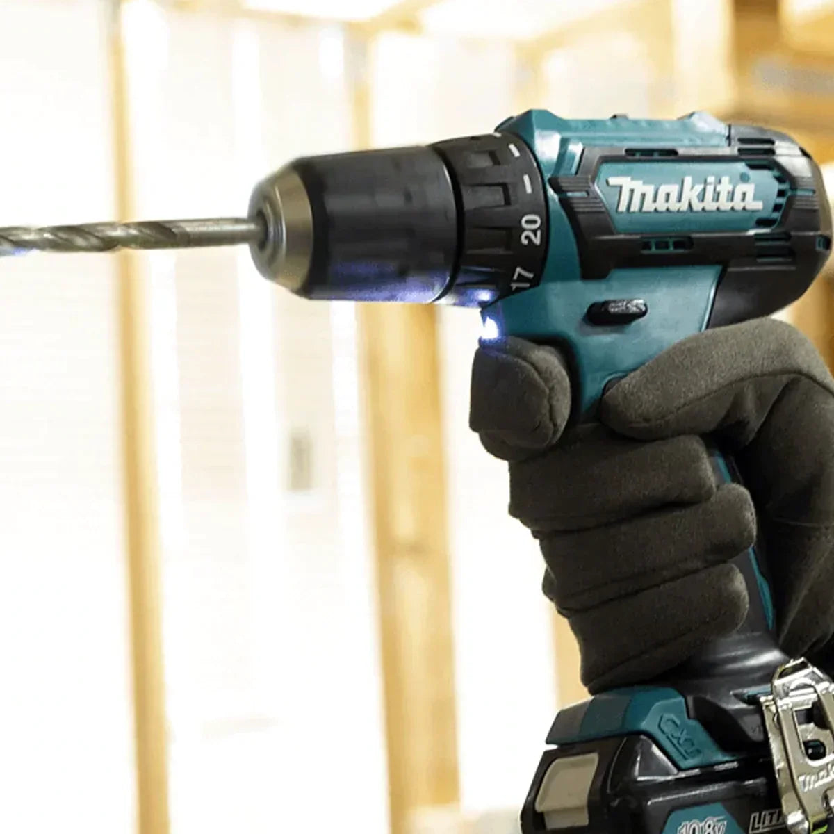 MAKITA CLX224AJ 10.8V / 12V MAX CXT SLIDE DRILL DRIVER/IMPACT DRIVER TWIN KIT INC 2X 2.0AH BATTS - MonkeyTools