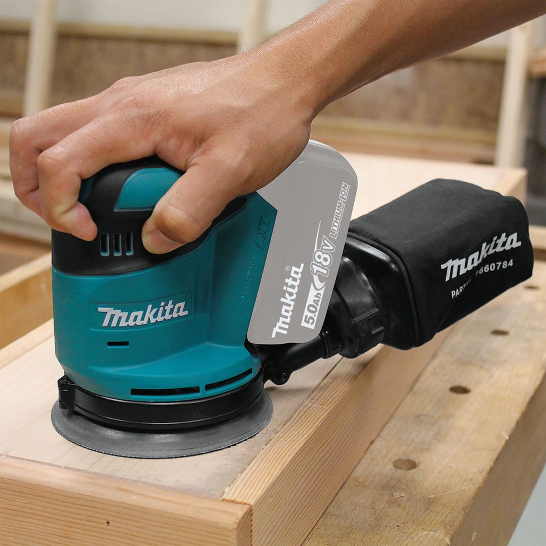 MAKITA DBO180ZJ 18V LXT 125MM RANDOM ORBIT SANDER BODY ONLY IN MAKPAC CARRY CASE - MonkeyTools