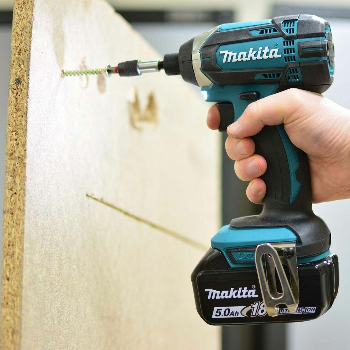 Makita DLX2145TJ 18V LXT Twin Pack With 2 x 5.0Ah Battery Charger & Type 3 Case - MonkeyTools