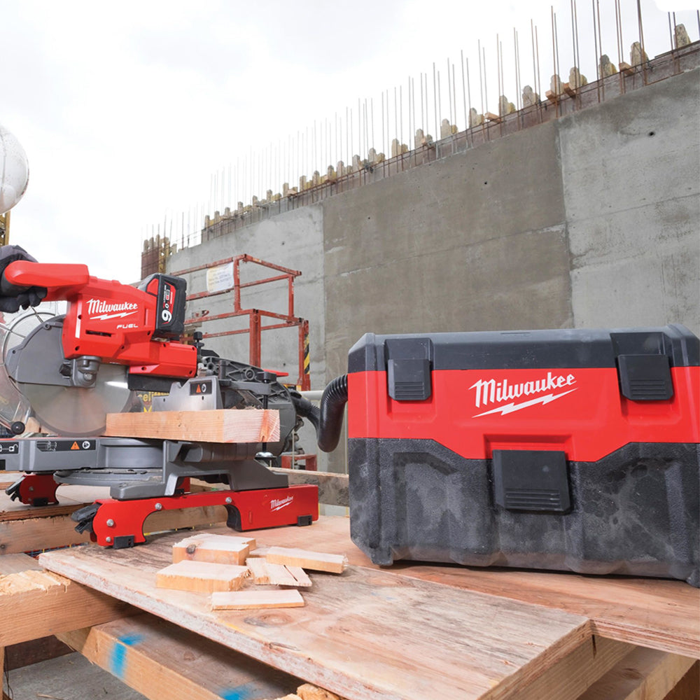 Milwaukee M18VC2-0 M18 18v Wet and Dry Vacuum cleaner Body only 4933464029 - MonkeyTools
