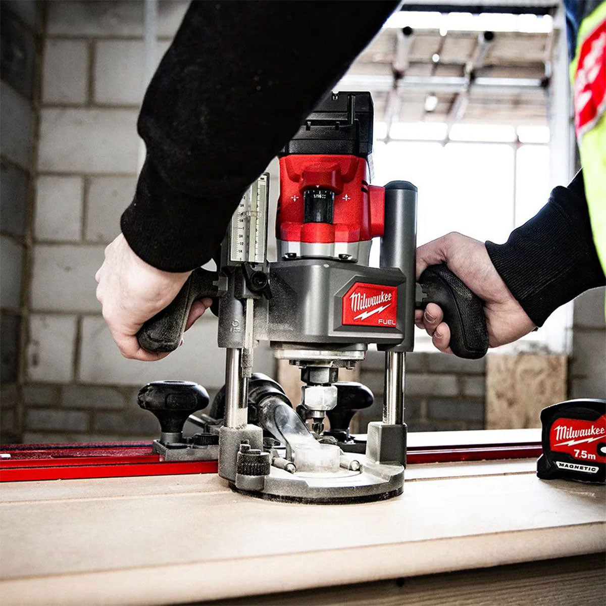 Milwaukee 18V M18FR12-0 FUEL Brushless 1/2" Router Cutter with Guide Rail Set - MonkeyTools