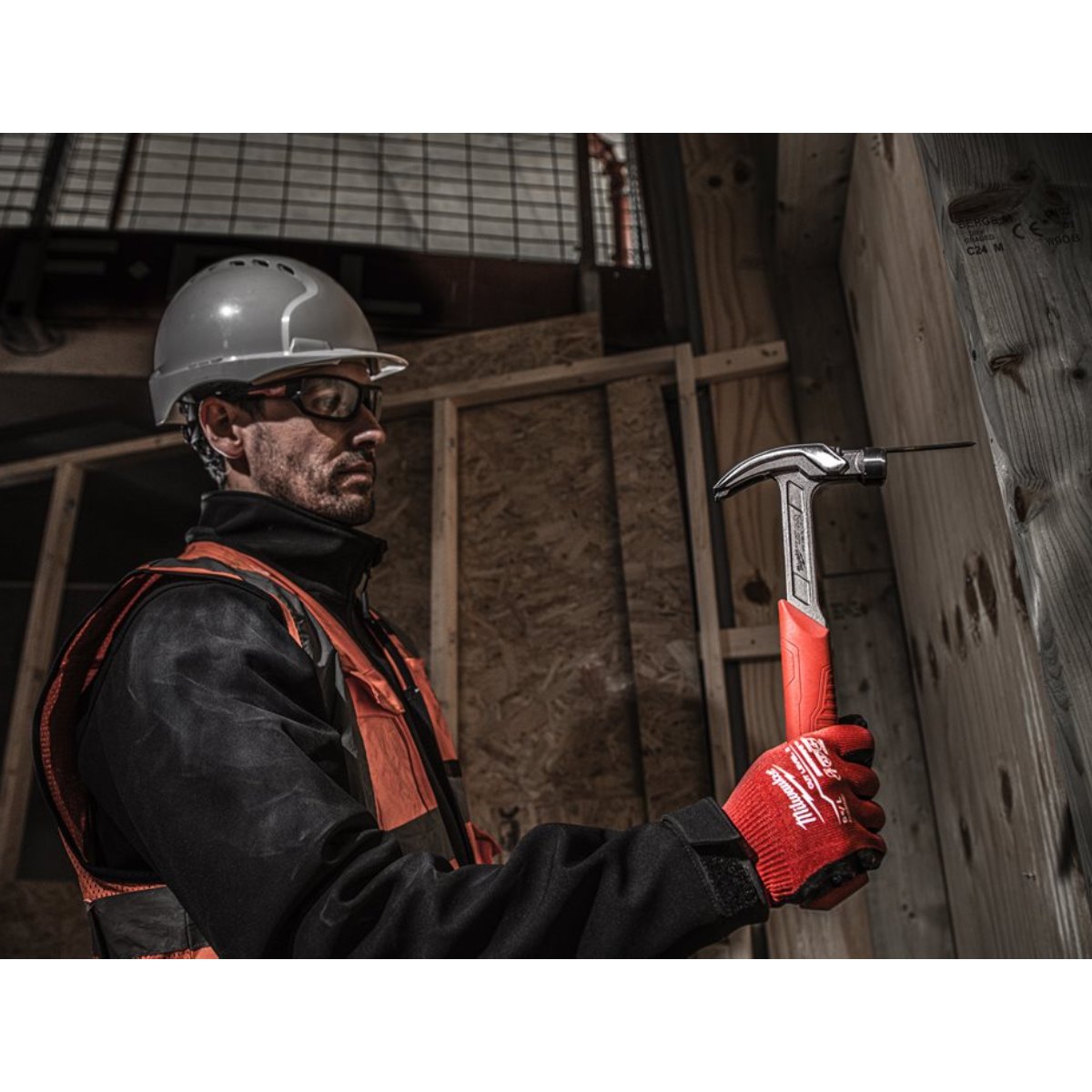 Milwaukee 20OZ / 570G Steel Curved Claw Hammer 4932478656 - SPL - MonkeyTools