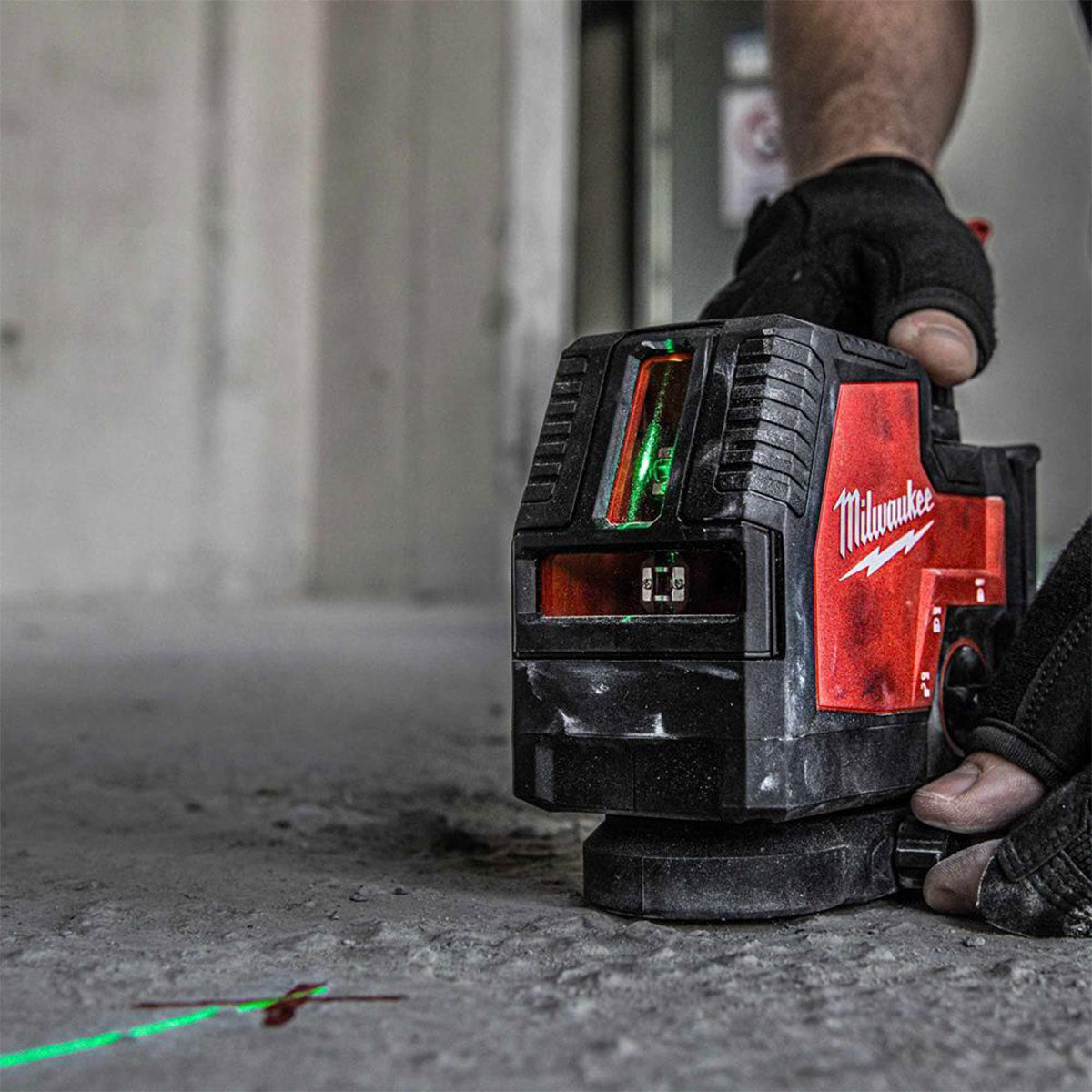 Milwaukee L4CLL-301C Green Cross Line Laser Level With Case 4933478243 - MonkeyTools