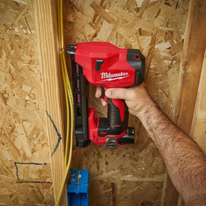 Milwaukee M12 BCST-0 12V Cable Stapler with 1 x 4.0Ah Battery & Charger in Bag - MonkeyTools