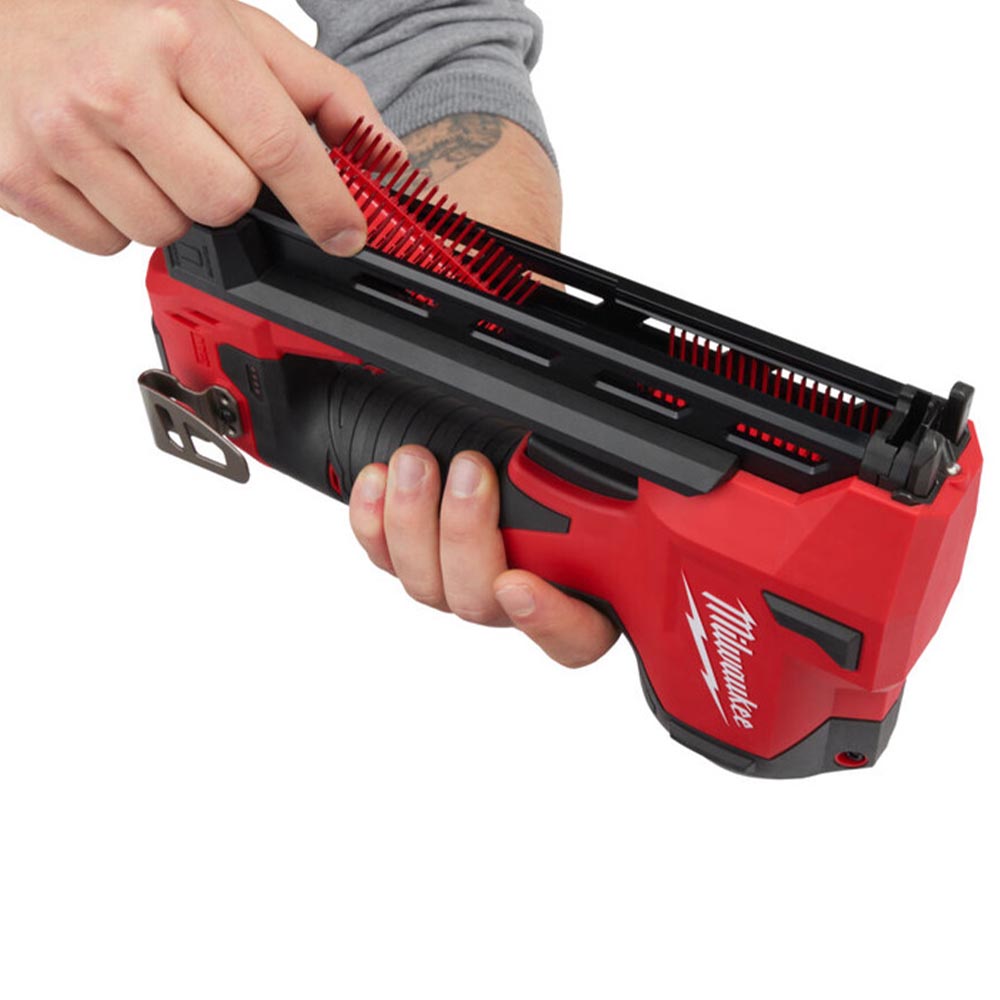 Milwaukee M12 BCST-0 12V Cable Stapler with 2 x 4.0Ah Batteries & Charger in Bag - MonkeyTools