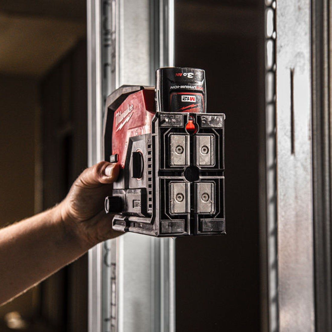 Milwaukee M12CLLP-0 12V Green Cross Line 2 Plane Laser 360Â° with Case 4933478101 - MonkeyTools