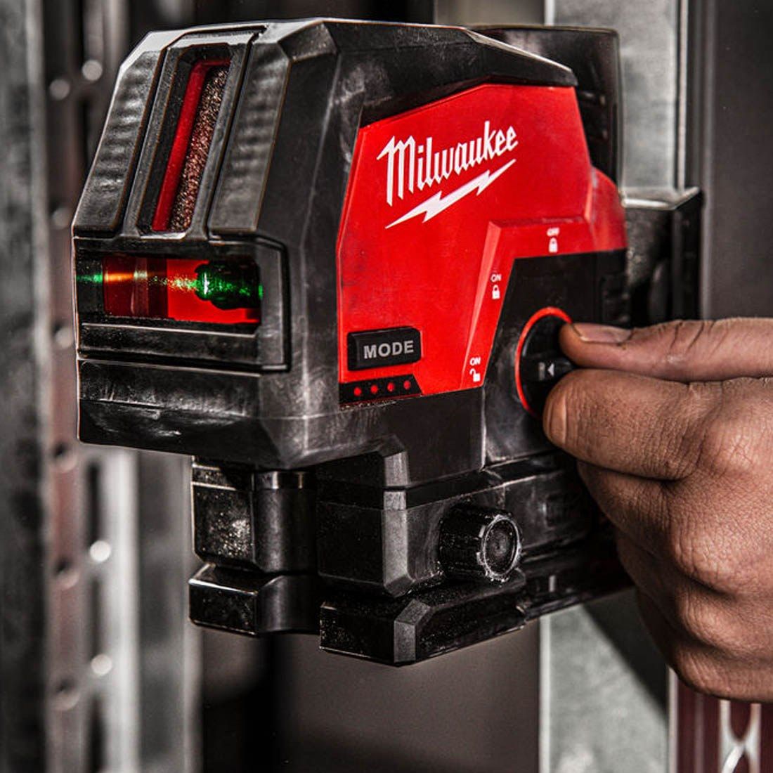 Milwaukee M12CLLP-0 12V Green Cross Line 2 Plane Laser 360Â° with Case 4933478101 - MonkeyTools